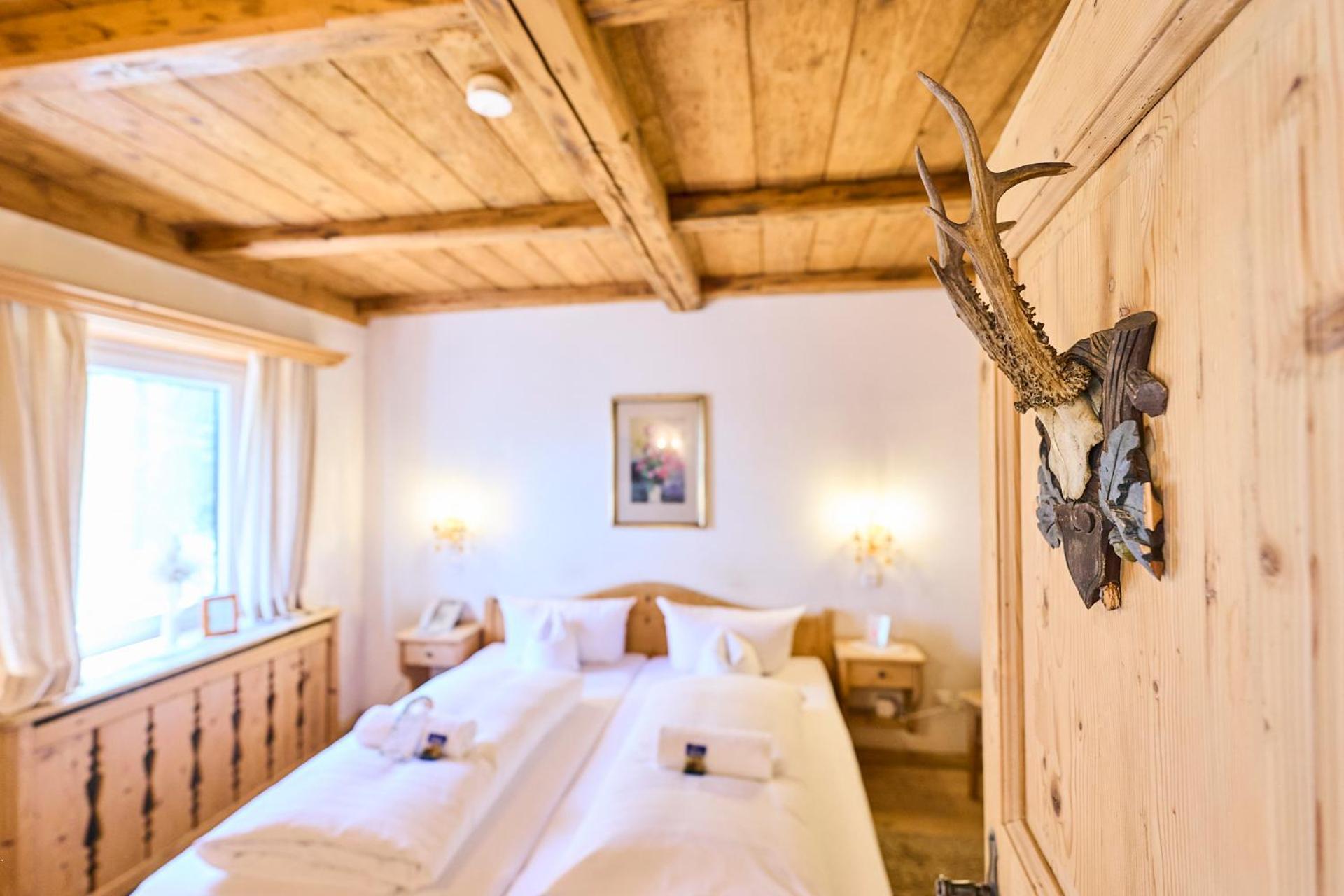 Hotel Waldgasthof Buchenhain Baierbrunn Exterior foto